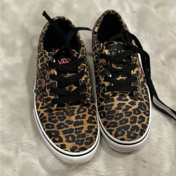 Vans sz 4. Kids good condition leopard - Picture 1 of 4